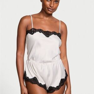 NWT Victoria's Secret Dream Angels White Satin Lace Romper Sz S